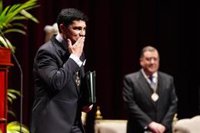 Moreno elogia a José Antonio Rodríguez como pregonero de la Semana Santa de Sevilla: "Es un gran comunicador y cofrade"