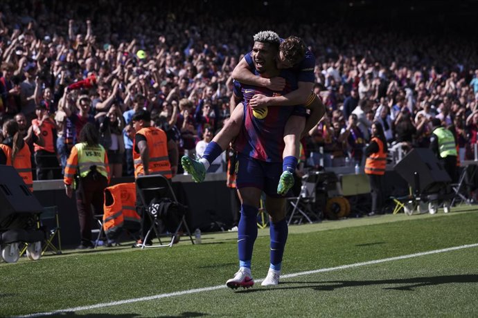 Ronald Araujo of FC Barcelona celebrates a goal during the Spanish league, LaLiga EA Sports, football match played between FC Barcelona and Rayo Vallecano at Spotify Camp Nou stadium on March 22, 2026 in Barcelona, Spain.
