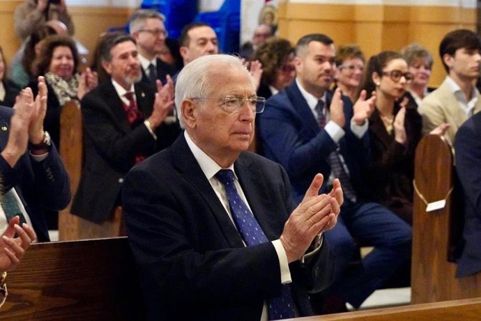 Imbroda esteve presente neste domingo na leitura do discurso de abertura da Semana Santa de Melilha de 2026.