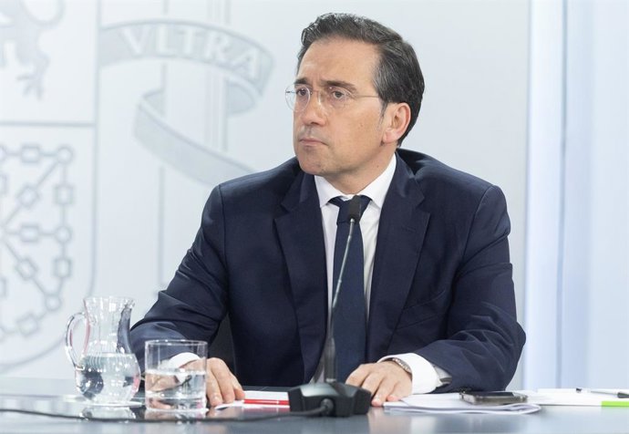O ministro das Relações Exteriores, José Manuel Albares, durante uma coletiva de imprensa após a reunião do Conselho de Ministros, em 3 de março de 2026, em Madri (Espanha). O Conselho de Ministros aprovou hoje o projeto de lei do estatuto das pessoas em 