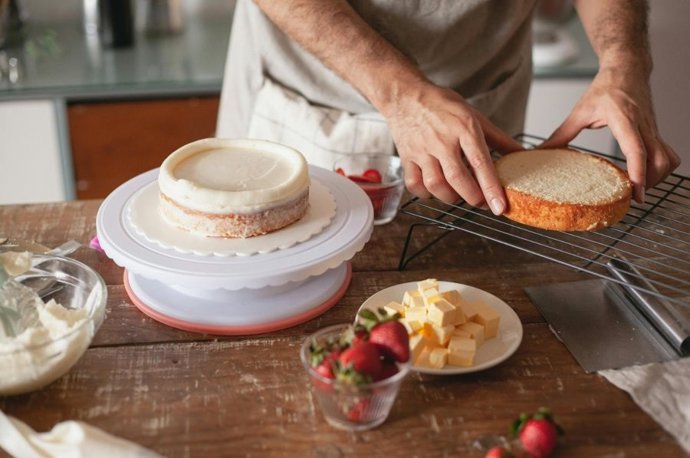 Archivo - Imagen de archivo de un pastelero