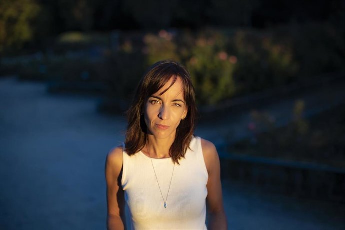 Archivo - La escritora Marta Jiménez Serrano firma 'Oxígeno' (Alfaguara)