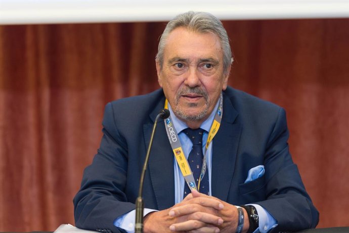 Archivo - Arxiu - Escudero en 2022 durant el Cim sobre Mobilitat Internacional Segura, a Eivissa