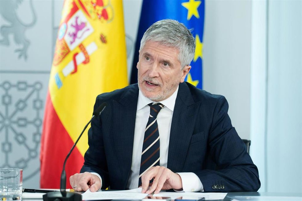 El ministro de Interior, Fernando Grande-Marlaska, durante una rueda de prensa posterior al Consejo de Ministros, a 17 de marzo de 2026, en Madrid (España).