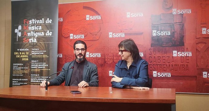 Gabriel Atienza y Gloria Gonzalo presentan el IV Festival de Música Antigua de Soria .