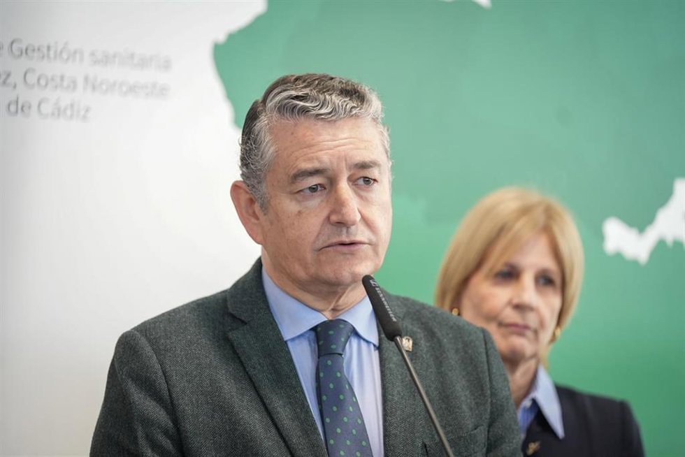 El consejero de Sanidad, Presidencia y Emergencias de la Junta de Andalucía, Antonio Sanz, interviene tras inaugurar laNueva Comunidad Terapéutica de Salud Mental de Jerez de la Frontera (Cádiz).
