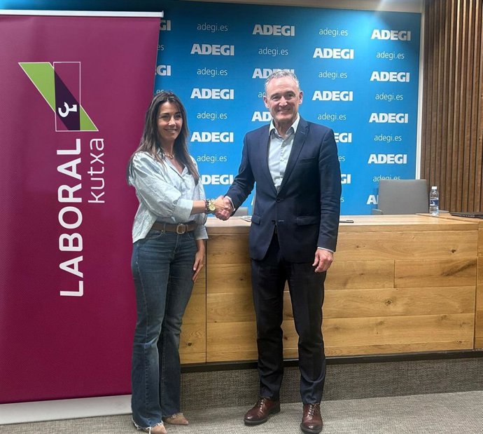 Susana Andres (Laboral Kutxa) eta Jose Miguel Ayerza (Adegi)