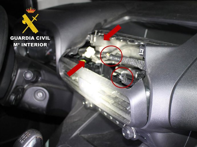 Detenido en Burgos tras robar una furgoneta y en una vivienda donde, además, comió y bebió lo que encontró.