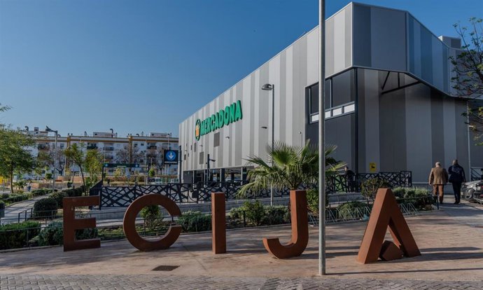 Nuevo Mercadona abierto en Écija (Sevilla).