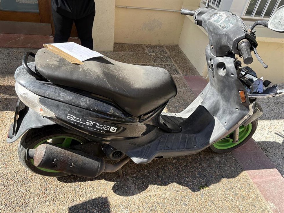 Moto robada por los detenidos