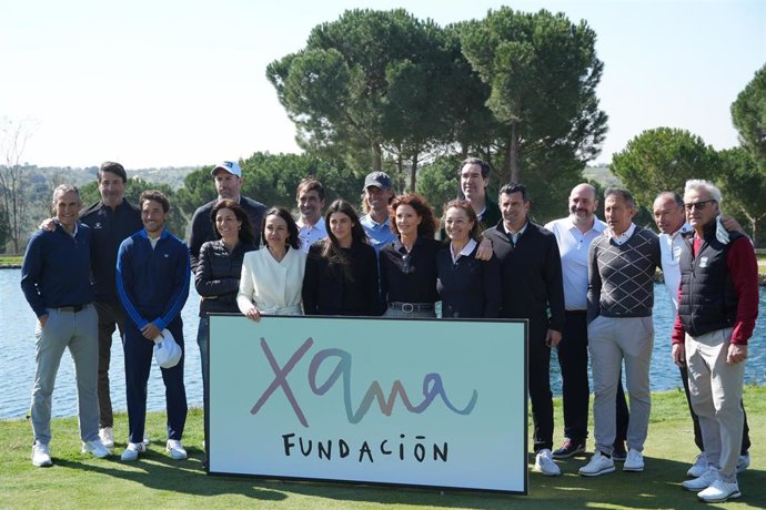 Foto de familia tras la disputa del torneo benéfico de golf en beneficio de la Fundación Xana