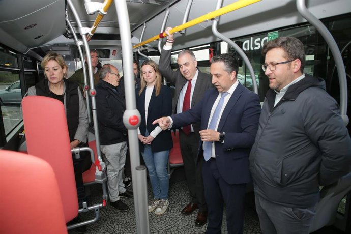 Imagen de la presentación de los nuevos autobuses interurbanos de Alsa.