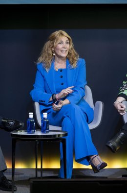 Archivo - Ana Vielba interviene en una mesa redonda en su etapa como viceconsejera de Industria, Energía y Minas de la Junta de Andalucía. En la Cúpula de Torre Azca, a 14 de octubre de 2024, en Madrid. (Foto de archivo).