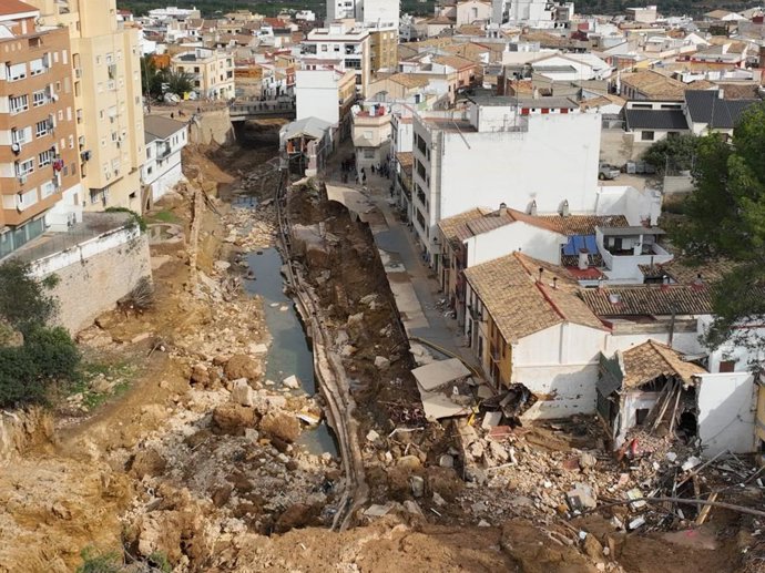 Archivo - Imagen de archivo de la localidad de Chiva (Valencia) tras el paso de la DANA de octubre de 2024.