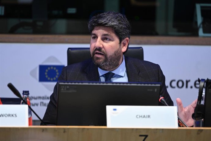 El presidente de la Comunidad, Fernando López Miras, durante su intervención en la reunión del Grupo de Trabajo sobre Defensa del Comité Europeo de las Regiones celebrada hoy en Bruselas