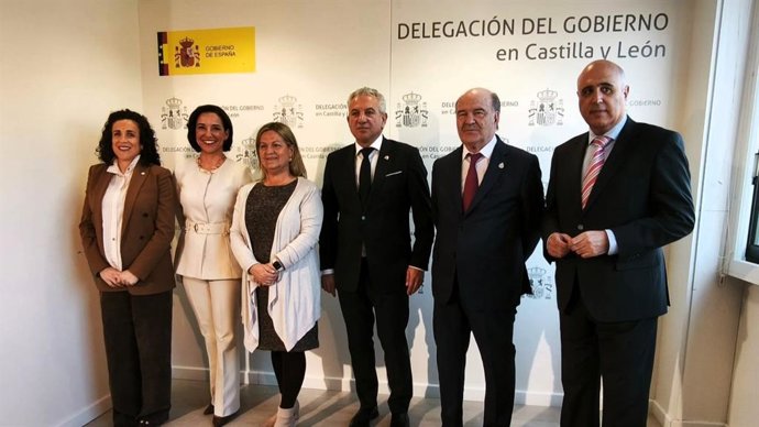 Reunión institucional sobre el despliegue de la receta electrónica concertada de Muface en Castilla y León.