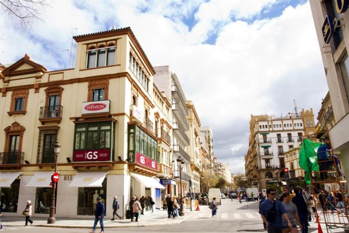 Vista de La Campana desde la calle Alfonso XII