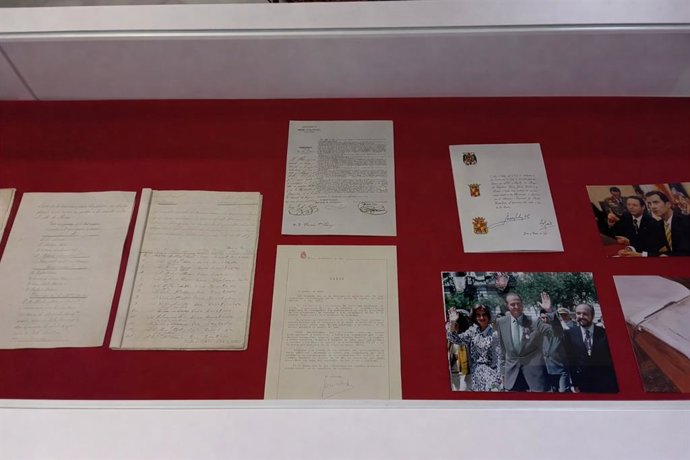 Algunos de los documentos expuestos.