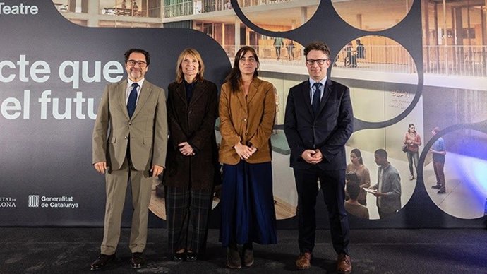 El rector de la UB Joan Guàrdia, la presidenta de la Diputación de Barcelona Lluïsa Moret, la consellera Núria Montserrat y el director de la CE en Barcelona Manuel Szapiro
