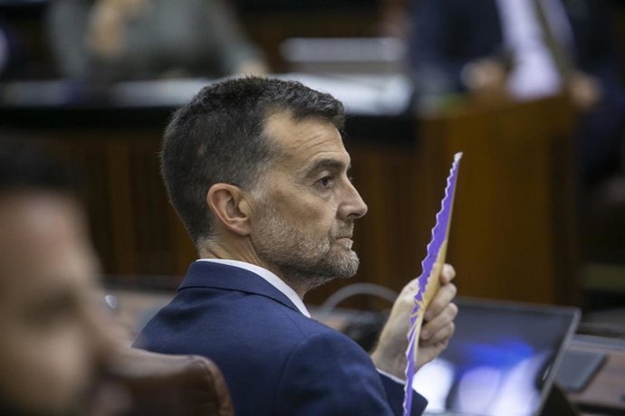 Archivo - Antonio Maíllo, durante un debate en el Parlamento andaluz en una imagen de archivo.