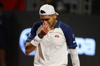 Tenis, Alejandro Tabilo vs Sebastian Baez El tenista Alejandro Tabilo de Chile es fotografiado en contra de Sebastian Baez de Argentina por el ATP 250 de Santiago 2026 en el Club Deportivo San Carlos de Apoquindo en Santiago, Chile. 27/02/2026 Felipe