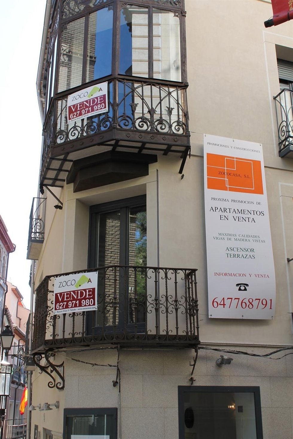 Archivo - Compraventa de vivienda