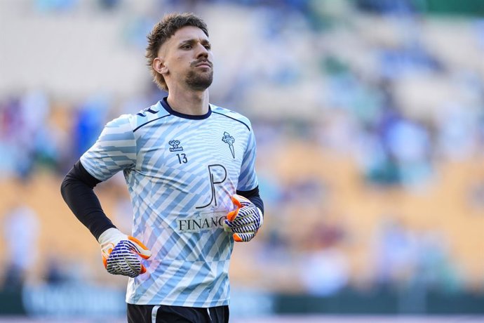 Ionut Radu of RC Celta de Vigo warms up during the Spanish league, LaLiga EA Sports, football match played between Real Betis and RC Celta de Vigo at La Cartuja stadium on March 15, 2026, in Sevilla, Spain.