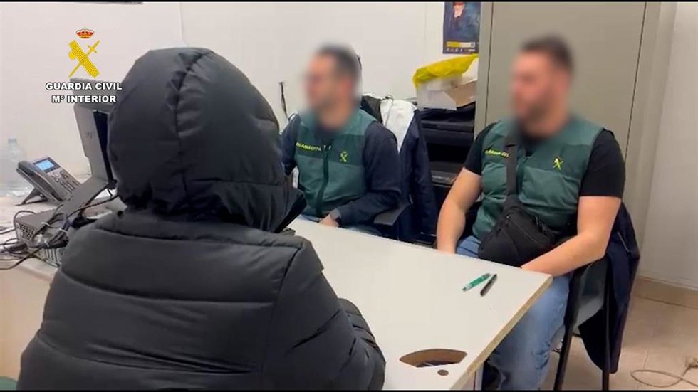 Identificada una persona de Barakaldo por estafar en la venta fraudulenta de entradas de futbol
