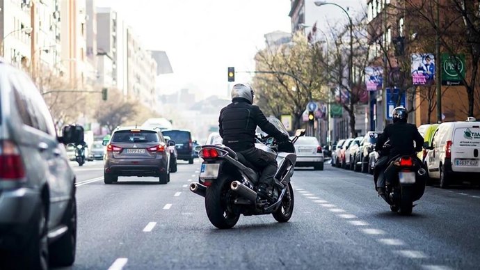 Seis de cada diez accidentes de moto son provocados por otro vehículo.