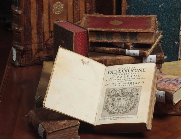 Libros de la biblioteca de la Casa de Osuna.