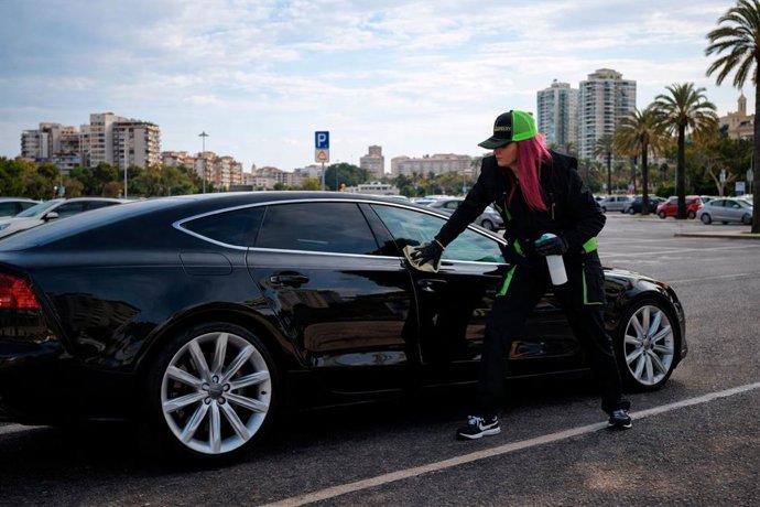 Descarga la APP de Clinery