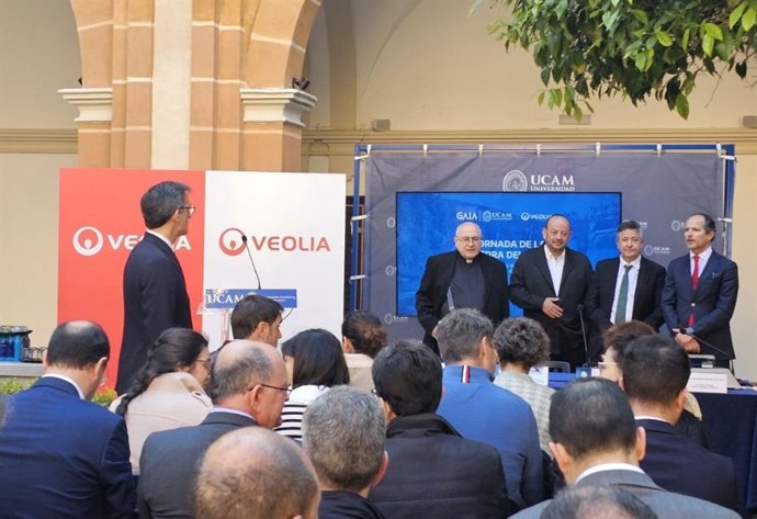 Expertos reclaman en la UCAM un marco estable para una gestión sostenible del agua