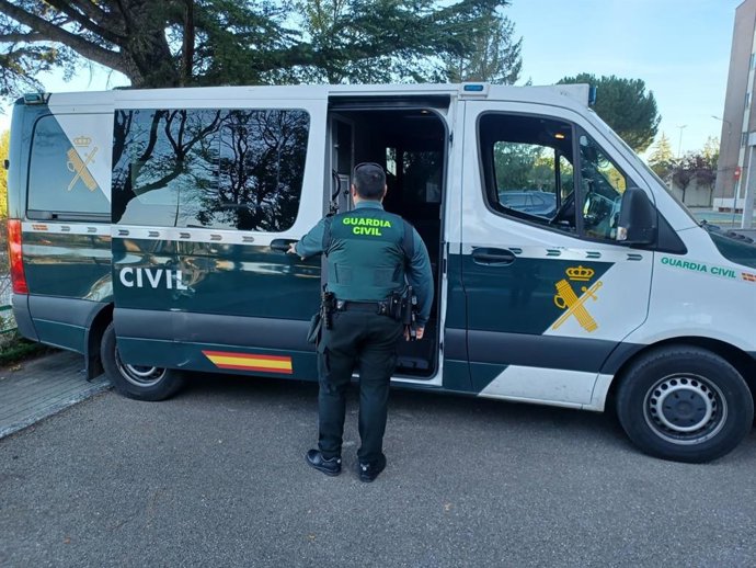 Una furgoneta de la Guardia Civil de Valladolid.