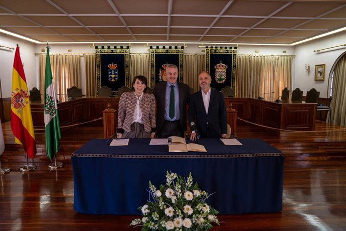 Xunta, Ayuntamiento de A Cañiza y Zona Franca de Vigo firman un convenio para construir un nuevo parque empresarial