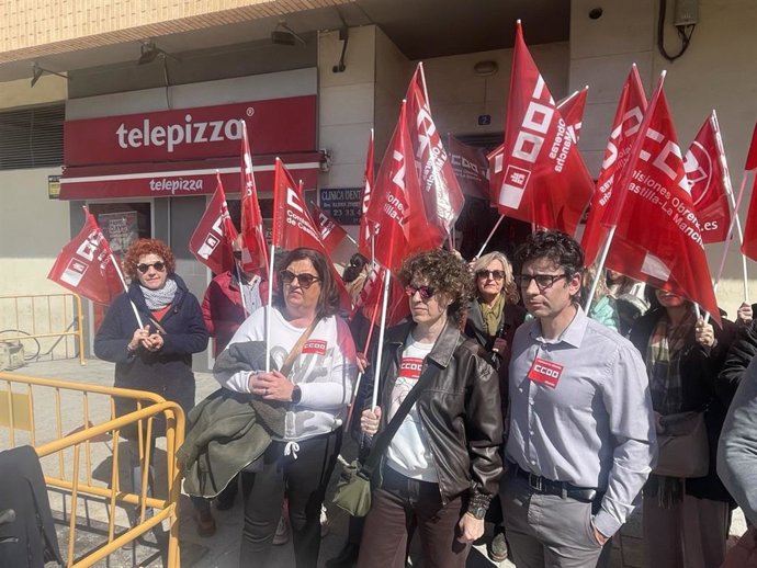 Huelga del personal de Telepizza en Albacete.