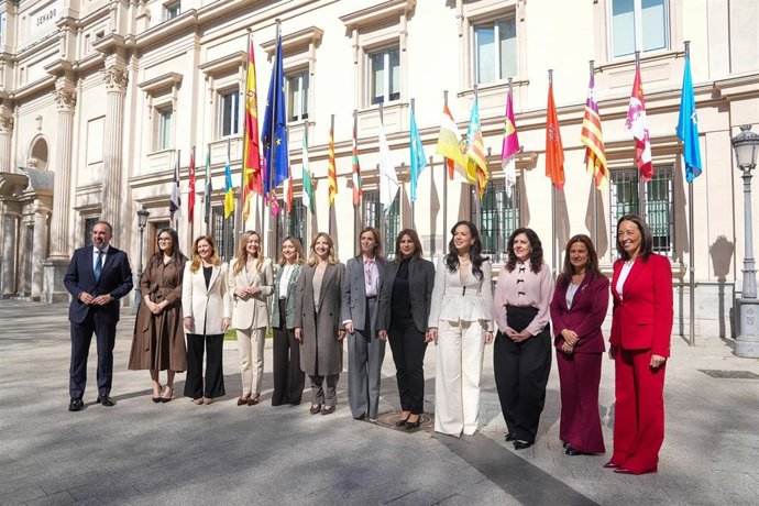 Comunidades autónomas gobernadas por el Partido Popular en la Comisión General de CCAA en el Senado.