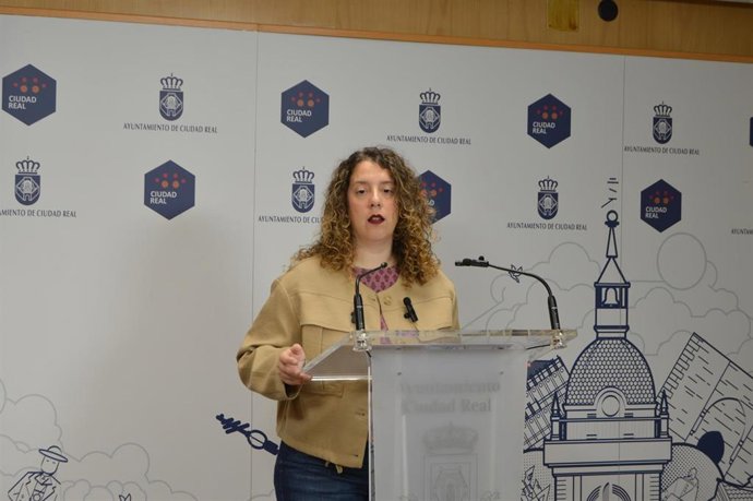 La portavoz del PSOE en el Ayuntamiento de Ciudad Real, Sara Martínez.