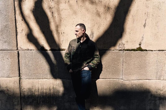 El escritor Jean-Baptiste Del Amo posa para Europa Press, a 24 de marzo de 2026, en Madrid (España). Jean-Baptiste Del Amo, pseudónimo de Jean-Baptiste Garcia, es un escritor francés de origen español, nieto de emigrantes republicanos. Tras trabajar en Áf