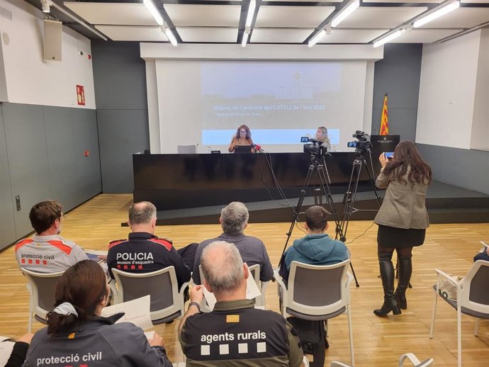 Fotografía de la presentación del balance de actividad del teléfono 112 en Tortosa (Tarragona).