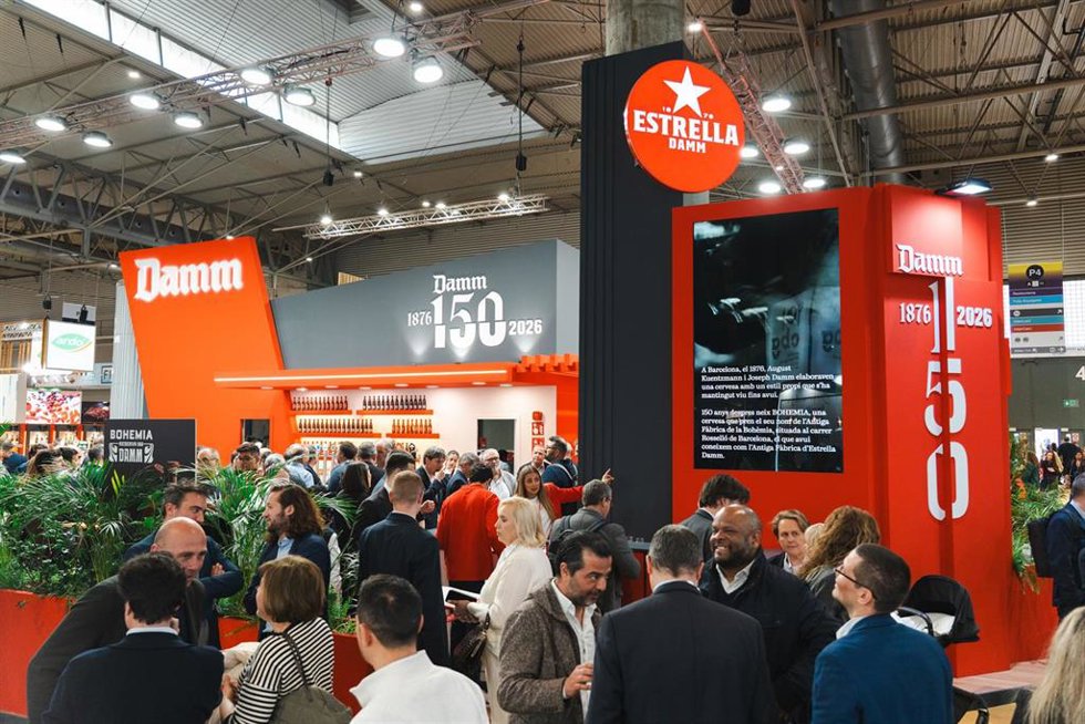 El estand de la cervecera