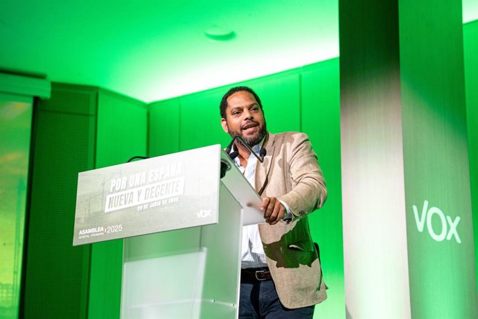 Archivo - Arxivo - El secretari general de Vox, Ignacio Garriga, en una imatge d'arxiu.