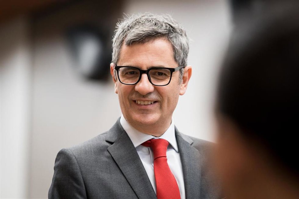 El ministro de Presidencia, Justicia y Relaciones con las Cortes, Félix Bolaños, a su llegada a una comparecencia ante los medios de comunicación
