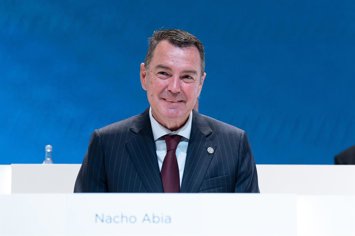 Archivo - El CEO de Grifols, Nacho Abia, durante la junta general de accionistas de Grifols, a 5 de junio de 2025, en Sant Cugat, Barcelona, Catalunya (España). El consejo de administración de Grifols vota en su junta general ordinaria de accionistas, en 