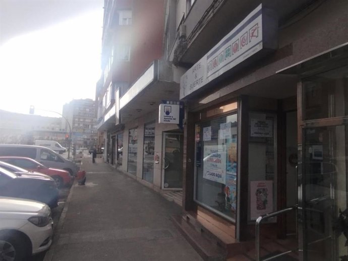 Establecimiento de Los Corrales de Buelna en el que se ha validado el boleto acertante de este premio de tercera categoría