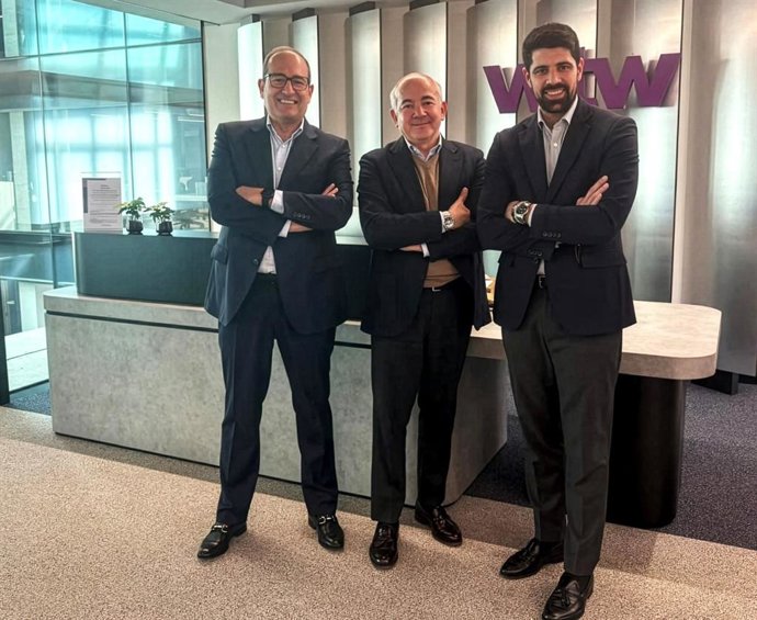 Ricardo Soler (CEO ERSM Grupo), Javier Gausí (director de WTWN) y Alvaro de Eugenio (director comercial de WTWN)