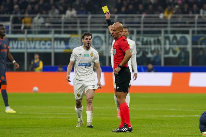 Archivo - Luis Godinho, referee during the UEFA Champions League, League phase, MD4, football match between FC Internazionale and FK Kairat Almaty on 5 November 2025 at Giuseppe Meazza stadium in Milan, Italy - Photo Alessio Morgese / DPPI