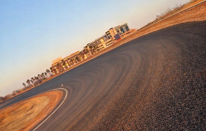 La curva peraltada 'La Monumental' del trazado de Madring en Madrid.