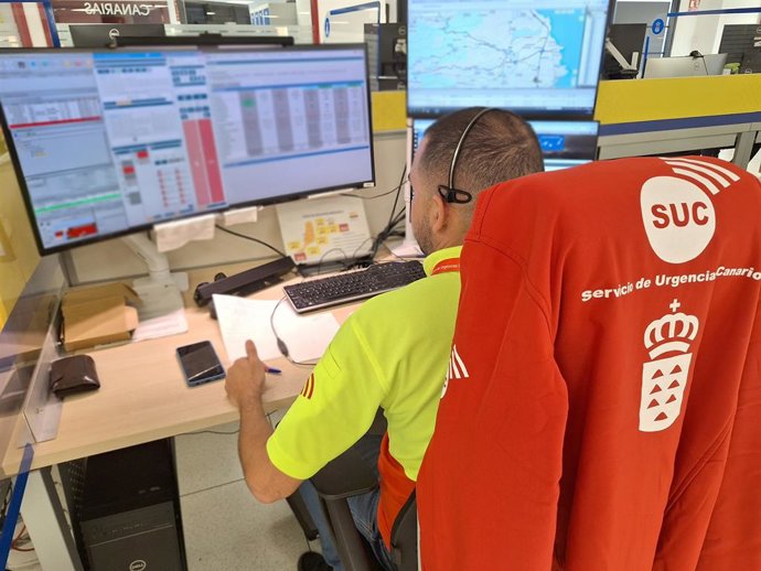 Archivo - Sucesos.- Herido un motorista de 35 años tras sufrir una caída en Las Palmas de Gran Canaria