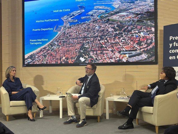 El presidente del Port de Tarragona, Santiago Castellà