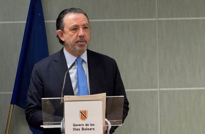 El conseller de Empresa, Autónomos y Energía, Alejandro Sáenz de San Pedro.